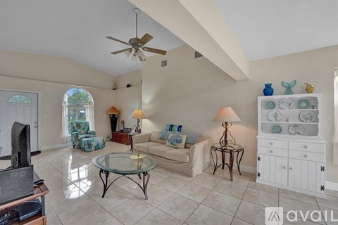 1506 Liberty St 2 Beds Single Family Home for Rent - Photo Gallery 4