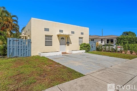 1639 Hayes St 1 Bed Apartment for Rent - Photo Gallery 6