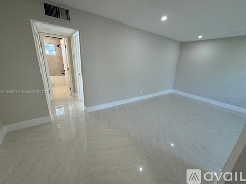 2418 Polk St 1 Bed Apartment for Rent - Photo Gallery 5