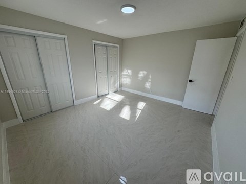 2418 Polk St 1 Bed Apartment for Rent - Photo Gallery 6