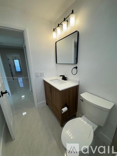 2418 Polk St 1 Bed Apartment for Rent - Photo Gallery 8