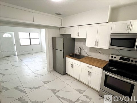 2226 Cody St 2 Beds Apartment for Rent - Photo Gallery 10