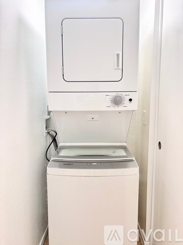 1617 E Apache Blvd Studio Apartment for Rent - Photo Gallery 12