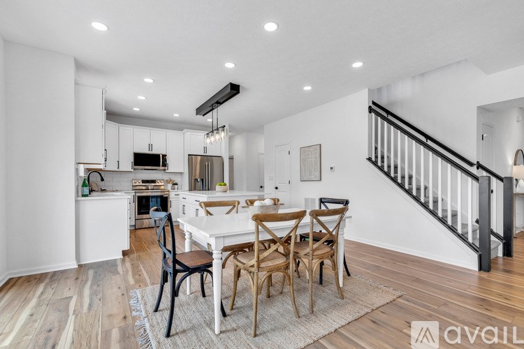 9724 Brooks Drive 6 Beds Single Family Home for Rent - Photo Gallery 22