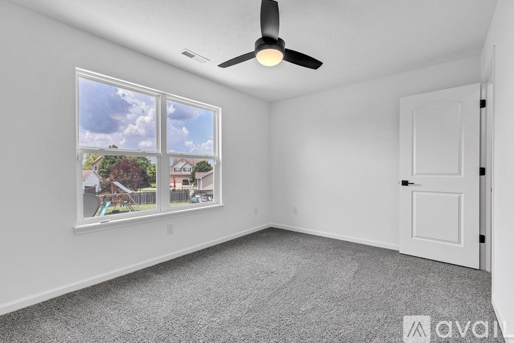 9724 Brooks Drive 6 Beds Single Family Home for Rent - Photo Gallery 38