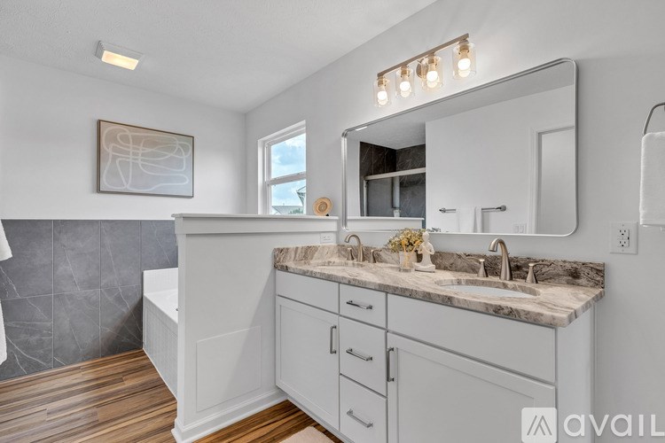 9724 Brooks Drive 6 Beds Single Family Home for Rent - Photo Gallery 39