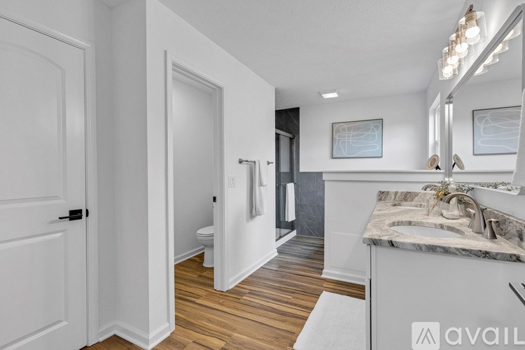 9724 Brooks Drive 6 Beds Single Family Home for Rent - Photo Gallery 42