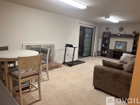 9620 Hillock Court 1 Bed Townhouse for Rent - Photo Gallery 3