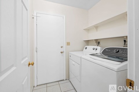 2039 Village Wood Road 3 Beds Single Family Home for Rent - Photo Gallery 23