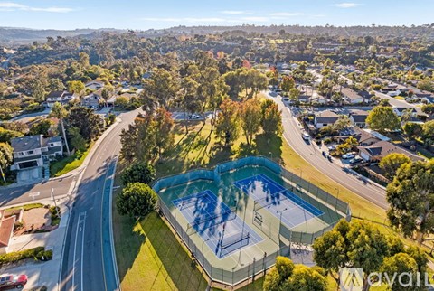 2039 Village Wood Road 3 Beds Single Family Home for Rent - Photo Gallery 4