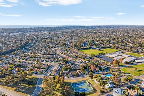 2039 Village Wood Road 3 Beds Single Family Home for Rent - Photo Gallery 5