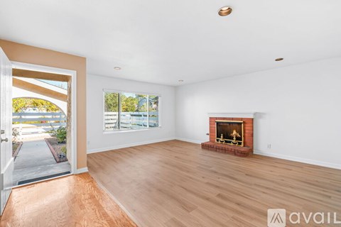 2039 Village Wood Road 3 Beds Single Family Home for Rent - Photo Gallery 10