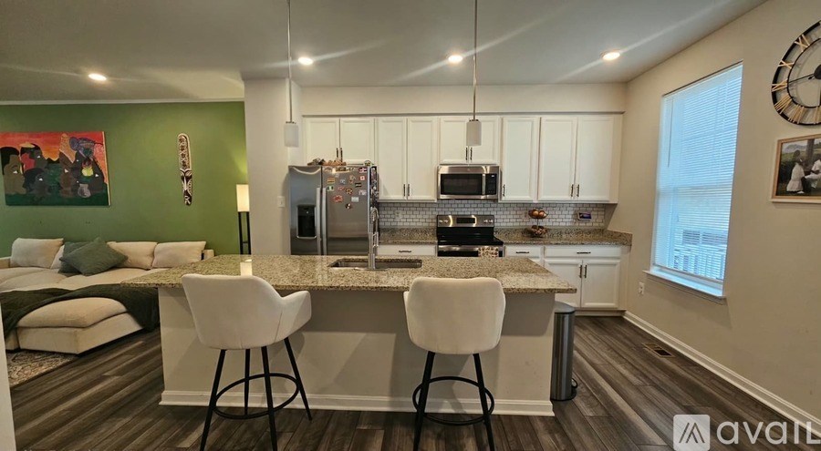 106 Extrovert Drive 4 Beds Single Family Home for Rent - Photo Gallery 5