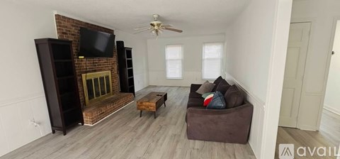 438 Blue Rock Drive 1 Bed Single Family Home for Rent - Photo Gallery 6