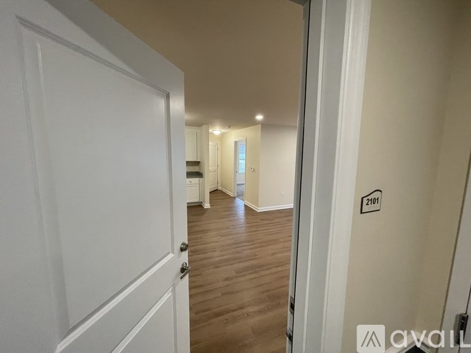 540 Northend Drive 1 Bed Apartment for Rent - Photo Gallery 1