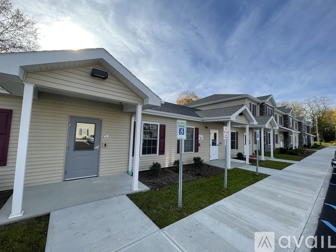 540 Northend Drive 1 Bed Apartment for Rent - Photo Gallery 14