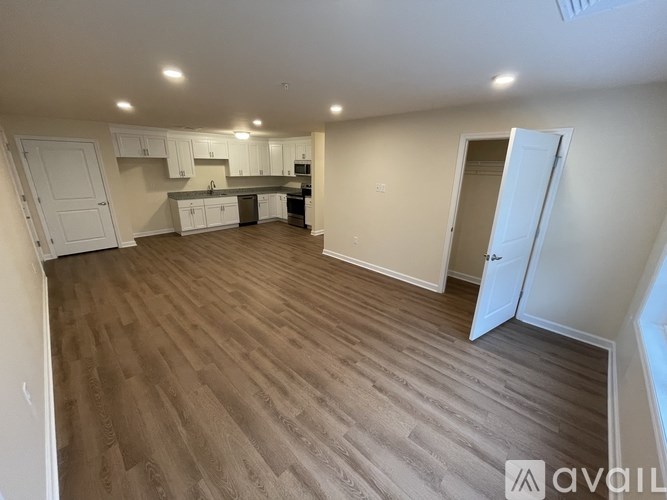 540 Northend Drive 1 Bed Apartment for Rent - Photo Gallery 3