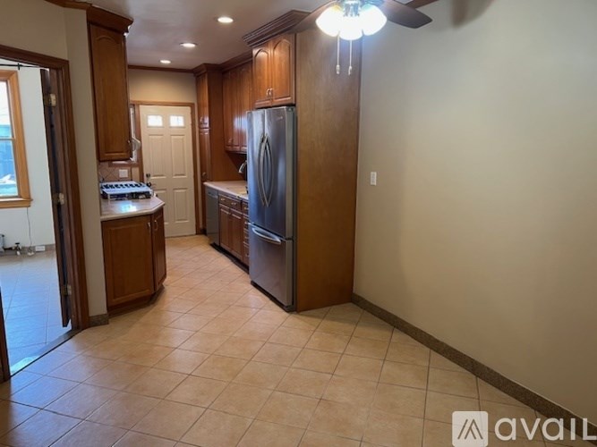 28-36 49th Street 2 Beds Townhouse for Rent - Photo Gallery 1