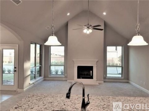 15609 Canyon Ridge 4 Beds Single Family Home for Rent - Photo Gallery 7