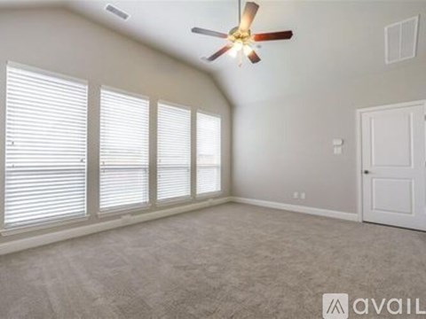 15609 Canyon Ridge 4 Beds Single Family Home for Rent - Photo Gallery 8