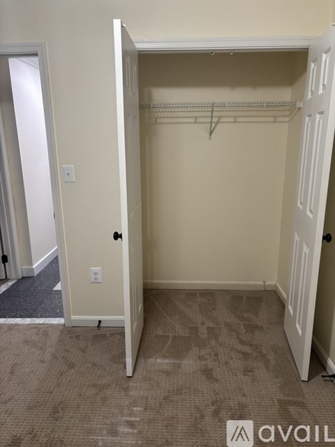 4150 Crab Apple Court 3 Beds Condo for Rent - Photo Gallery 16