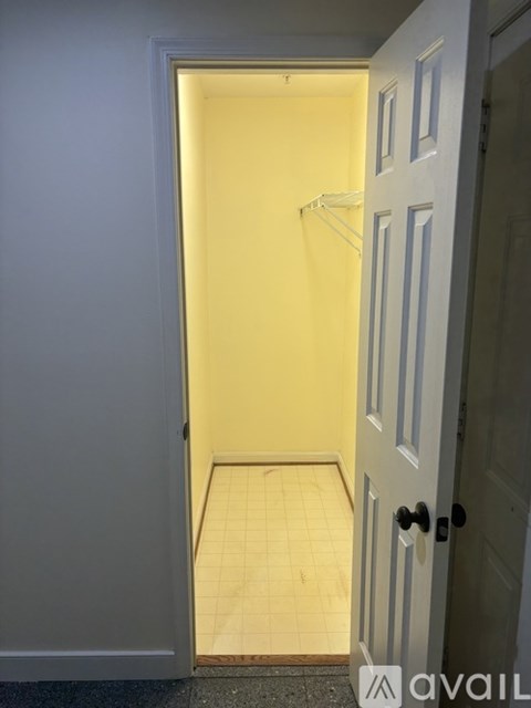 4150 Crab Apple Court 3 Beds Condo for Rent - Photo Gallery 3