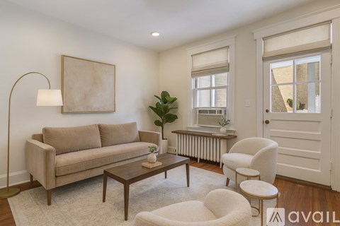 710 Maryland Ave NE 3 Beds Apartment for Rent - Photo Gallery 2