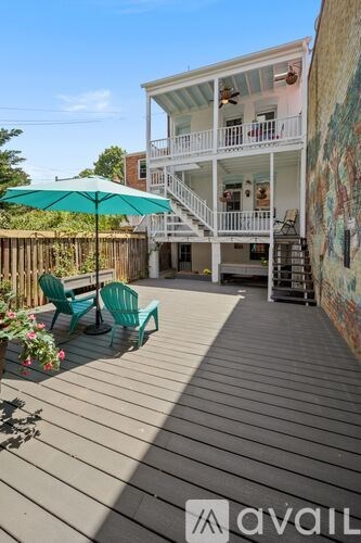 710 Maryland Ave NE 3 Beds Apartment for Rent - Photo Gallery 4