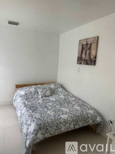 6242 Southwest 24th Street 1 Bed Single Family Home for Rent - Photo Gallery 7