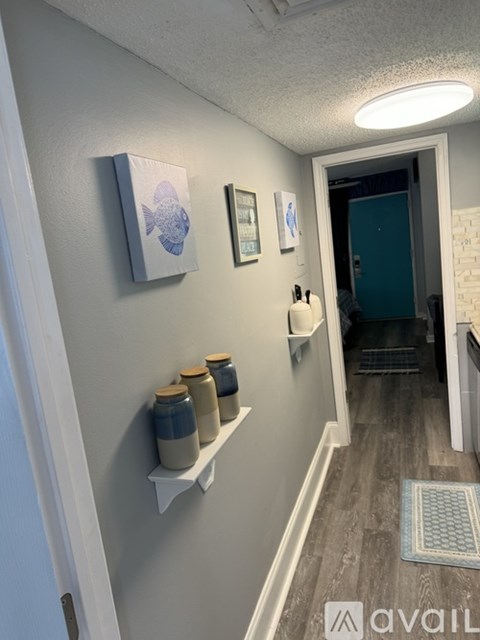 210 75Th Avenue North 1 Bed Apartment for Rent