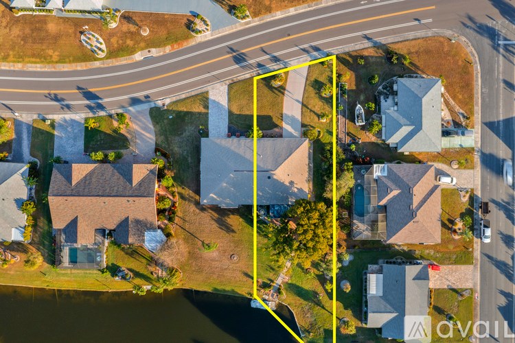 A bird's eye view of a residential area with a yellow box drawn on the image.