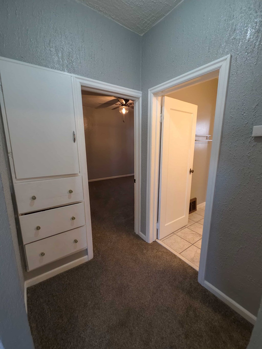 321 W 7th St 2 Beds House for Rent - Photo Gallery 4