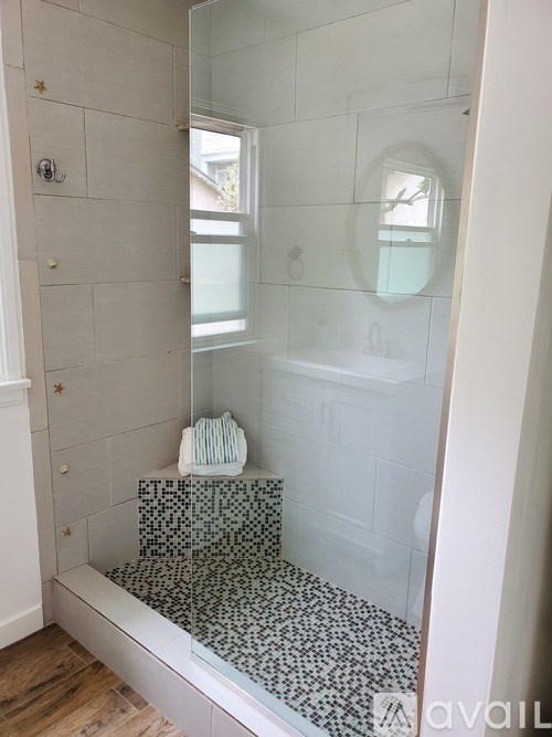 755 2nd Street 3 Beds Single Family Home for Rent - Photo Gallery 15