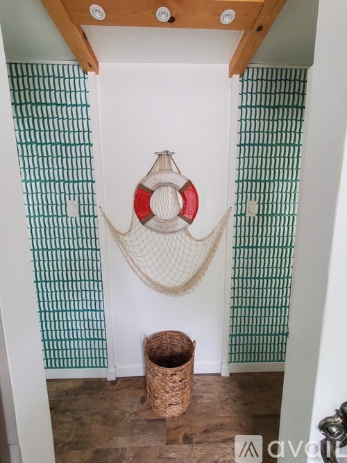 755 2nd Street 3 Beds Single Family Home for Rent - Photo Gallery 20