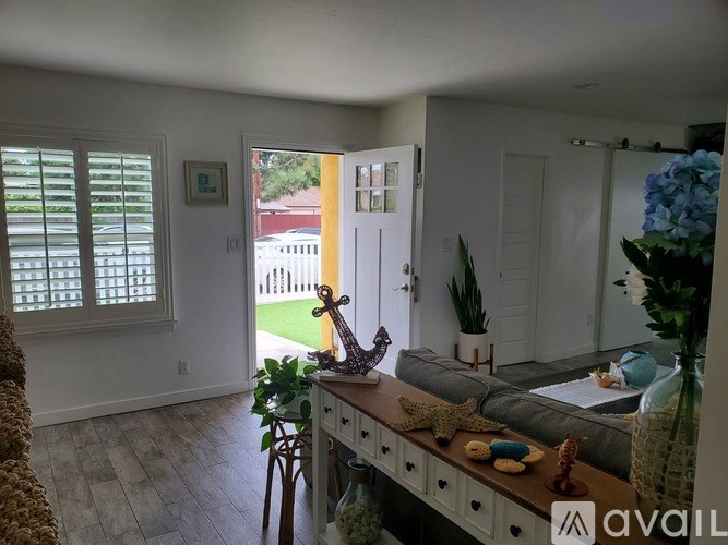 755 2nd Street 3 Beds Single Family Home for Rent - Photo Gallery 8