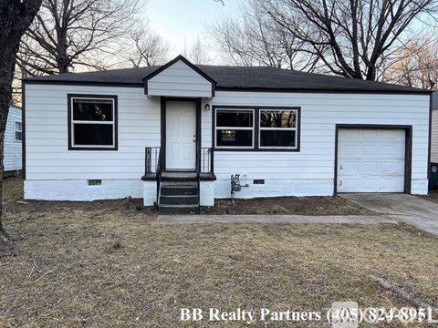 308 S Urbana Ave 2 Beds Apartment for Rent