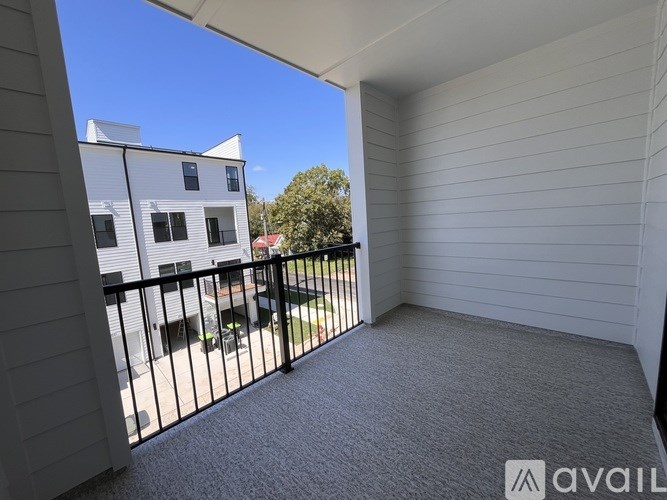 1204 S Person Street Unit 201 3 Beds Single Family Home for Rent - Photo Gallery 12