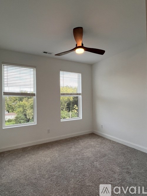 1204 S Person Street Unit 201 3 Beds Single Family Home for Rent - Photo Gallery 16