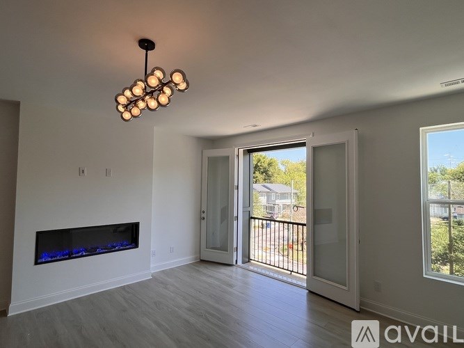 1204 S Person Street Unit 201 3 Beds Single Family Home for Rent - Photo Gallery 4