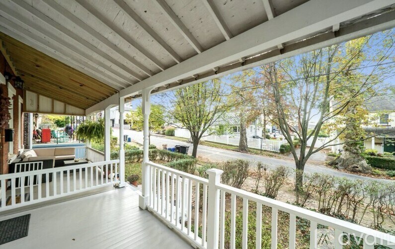 123 West Lafayette Street 4 Beds Townhouse for Rent - Photo Gallery 2