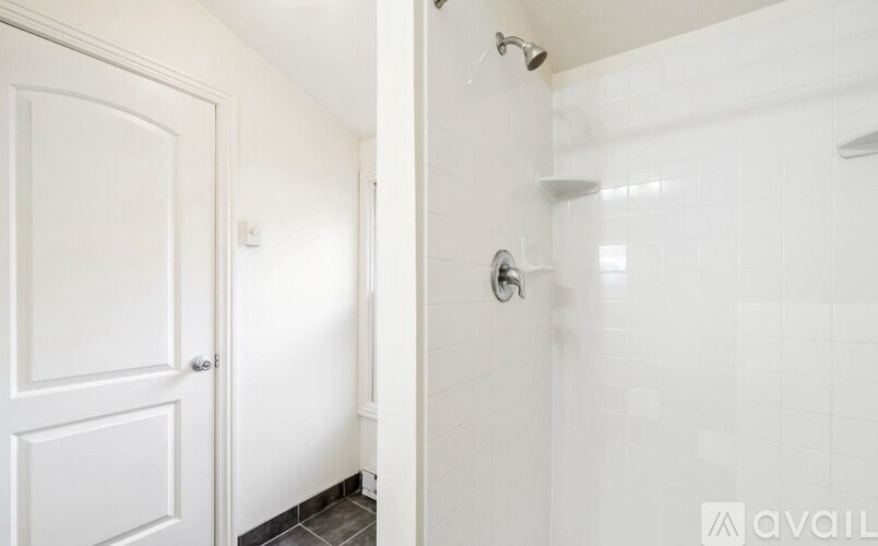 123 West Lafayette Street 4 Beds Townhouse for Rent - Photo Gallery 11