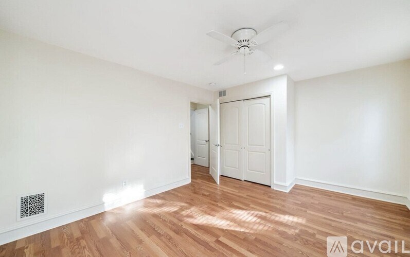 123 West Lafayette Street 4 Beds Townhouse for Rent - Photo Gallery 13