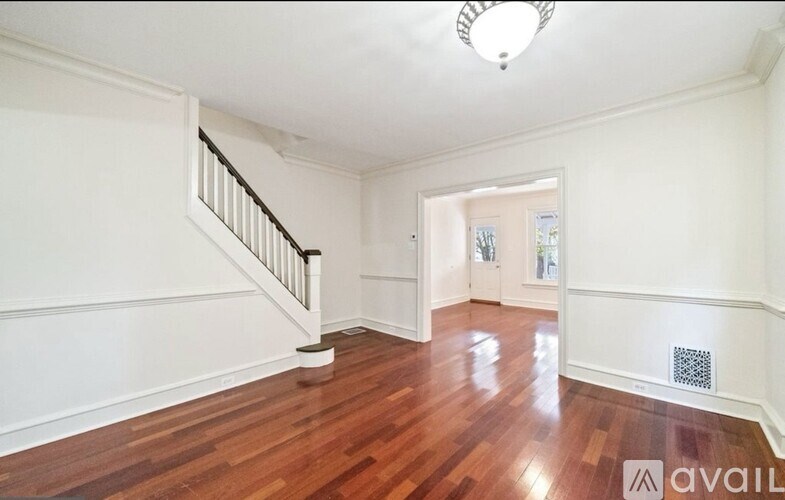 123 West Lafayette Street 4 Beds Townhouse for Rent - Photo Gallery 4