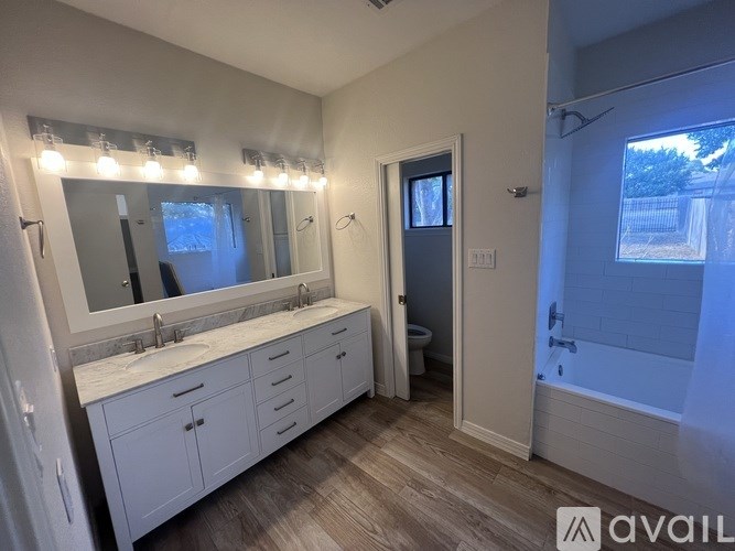 502 Dowitcher Circle 3 Beds Single Family Home for Rent - Photo Gallery 16