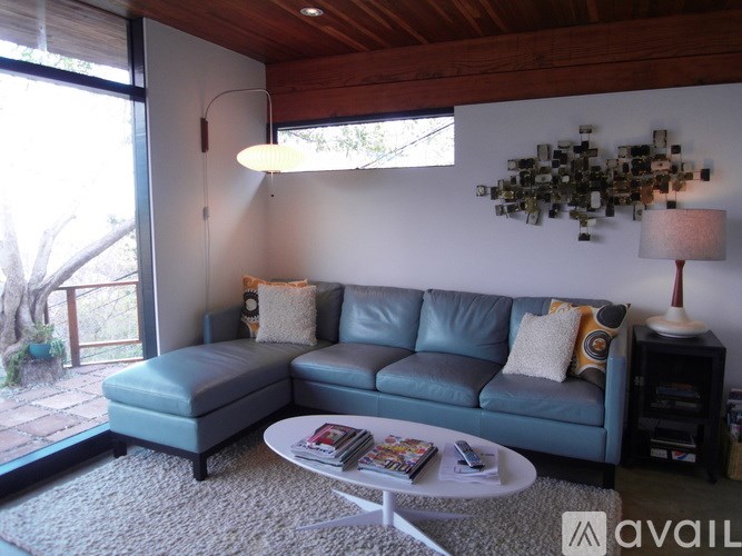 300 Sequoia Drive 2 Beds Single Family Home for Rent - Photo Gallery 8