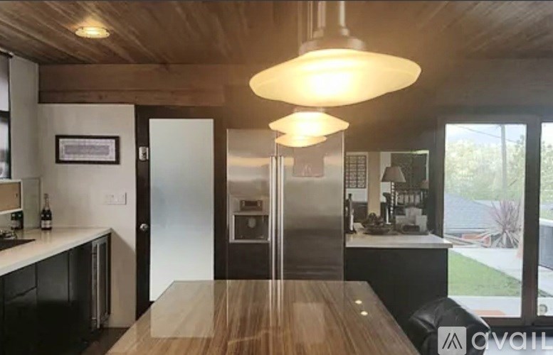 300 Sequoia Drive 2 Beds Single Family Home for Rent - Photo Gallery 10