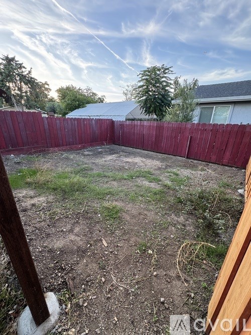 1464 Locust Street 2 Beds Single Family Home for Rent - Photo Gallery 9