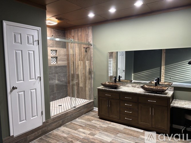 602 E Tuscaloosa St 4 Beds Apartment for Rent - Photo Gallery 12