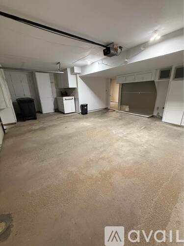 6735 South 153rd Circle 3 Beds Single Family Home for Rent - Photo Gallery 6