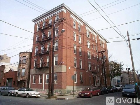 601 Monroe Street 2 Beds Apartment for Rent